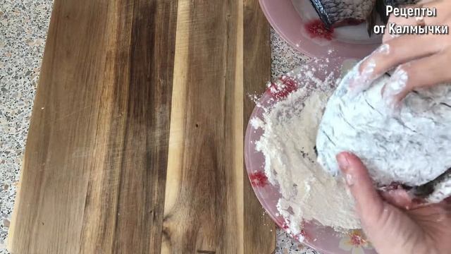 КАК ПОЖАРИТЬ РЫБУ | ЖАРЕНЫЙ САЗАН смотреть онлайн