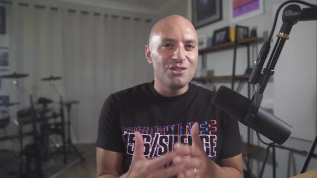 Motion Design as a Subscription Service? Austin Bauwens of Ravie Studio смотреть онлайн