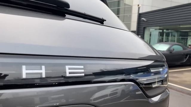 Porsche | Cayenne E Hybrid | quarzite Grey Metallic смотреть онлайн