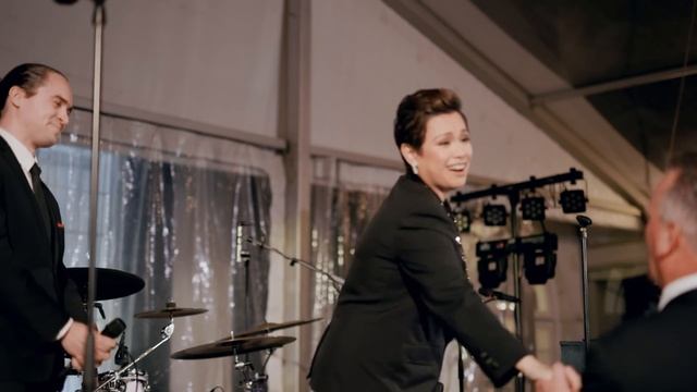 Lea Salonga Surprises Bride And Sings At Her Wedding | "A Whole New World & Reflection" смотреть онлайн