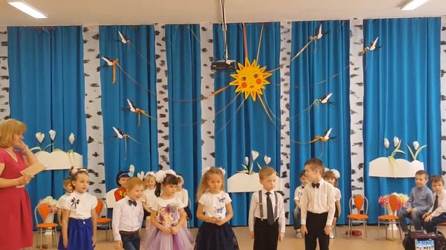 Стих про маму с выражением!))) Умка, Углич. смотреть онлайн