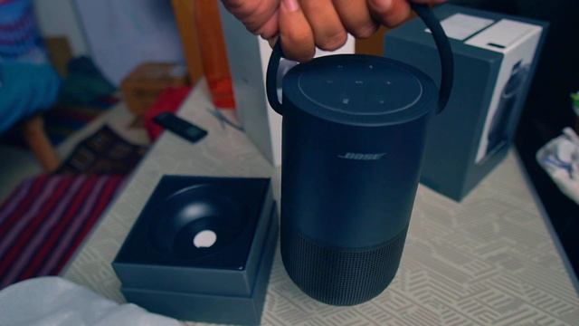 Bose Bluetooth portable home speaker with Airplay & Alexa Unboxing смотреть онлайн