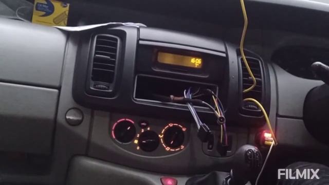 Renault Traffic, new radio. смотреть онлайн