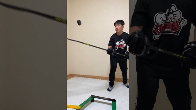 Hand-Eye-Coordination Drills For Hockey Kids смотреть онлайн