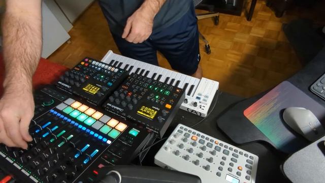 iteration (MC-707, Digitakt, Digitone, Model:Samples) смотреть онлайн