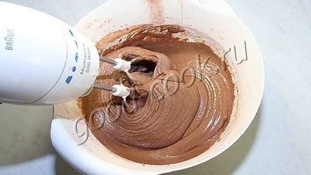 Ржаной шоколадный пирог со сливками. Рецепт приготовления смотреть онлайн