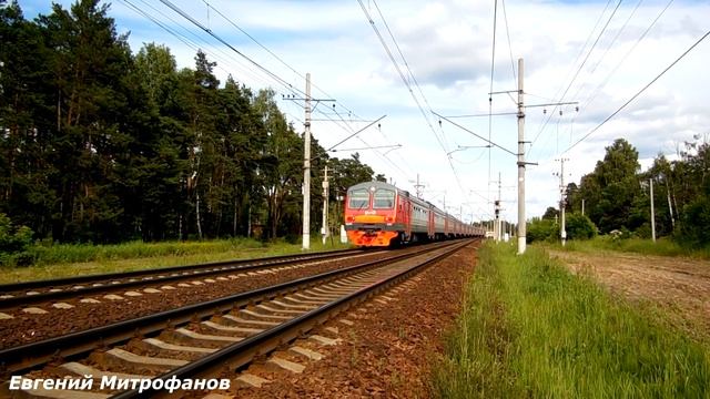 Электропоезд ЭД4М-0307 (ТЧ-4) пригородный поезд №6993, Владимир - Москва. смотреть онлайн