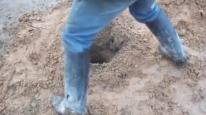 ТИСЭ.  007.  Высверливание в глине расширения буром ТИСЭ