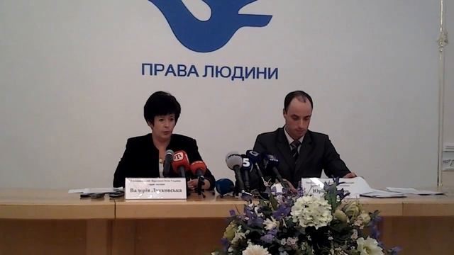 Валерия Лутковская о визите к Тимошенко смотреть онлайн