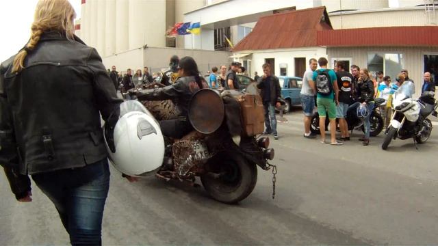 Девушка на могучем крысочопе Днепр смотреть онлайн