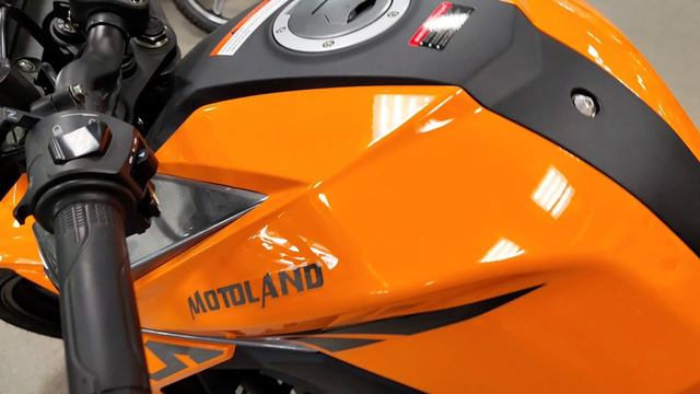 Мотоцикл MOTOLAND 300 смотреть онлайн