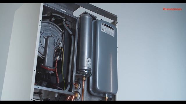 VICTRIX ZEUS - настенный конденсационный котел со встроенным бойлером на 45 литров смотреть онлайн