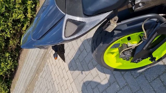 My 2004 Honda CBR Fireblade 1000RR new fairings and Arashi wheels смотреть онлайн