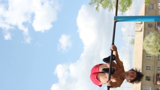 Первый чемпионат по Workout в Кизиле. Янбердин 2 смотреть онлайн