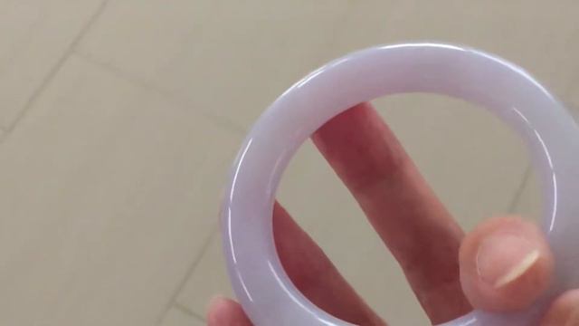 Burmese jadeite bangle / Pretty lavender 细腻的"糯冰藕粉种"紫色翡翠玉鐲 SOLD смотреть онлайн