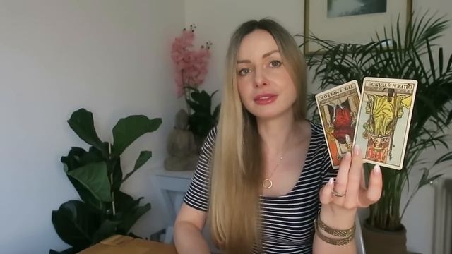 Why are they acting this way? What's up with them? PICK A CARD Tarot (Timeless) смотреть онлайн