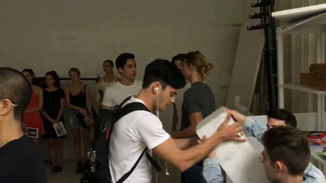 РАБОТА МОДЕЛЬЮ В БАНГКОКЕ / ТАЙЛАНД / ОТКУПИЛСЯ ОТ ПОЛИЦИИ / ЕМ НА НОЧЬ смотреть онлайн