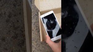 Разбиваем телефон Lenovo молотком