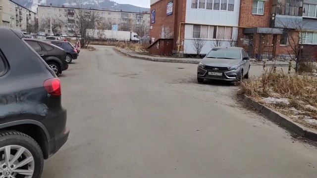 МИАСС ПЫЛЬ, ГДЕ СНЕГ смотреть онлайн