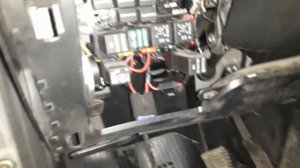 УАЗ патриот горит 4H и не работаю дворники