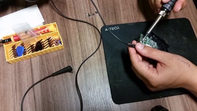 Ремонт PSP-E1008cb (не заряжается и не включается) смотреть онлайн