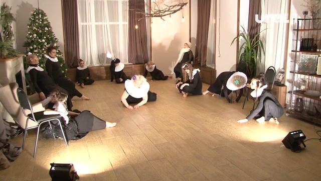 Челябинки мимикой и движениями передают сложные эмоциональные смыслы строк Цветаевой смотреть онлайн