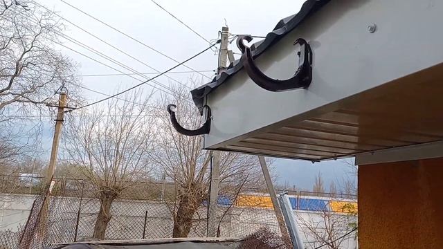 Монтаж пластиковой водосточной системы смотреть онлайн