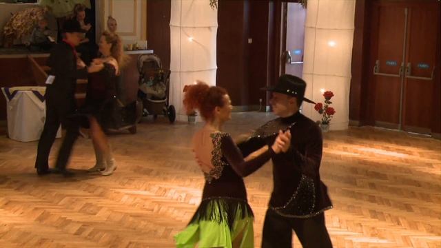 Couple Showcase Diamond TWO STEP смотреть онлайн