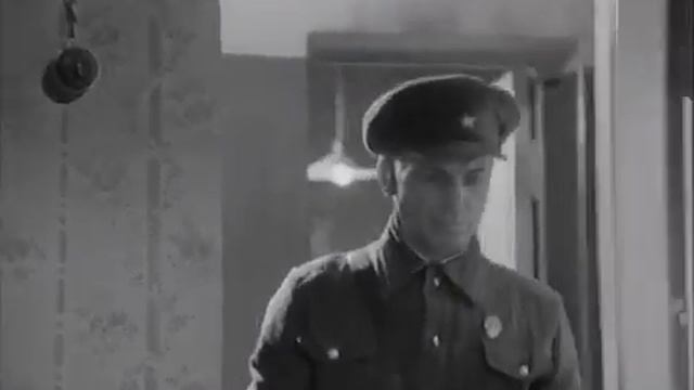 Мой друг Иван Лапшин с тифлокомментариями смотреть онлайн
