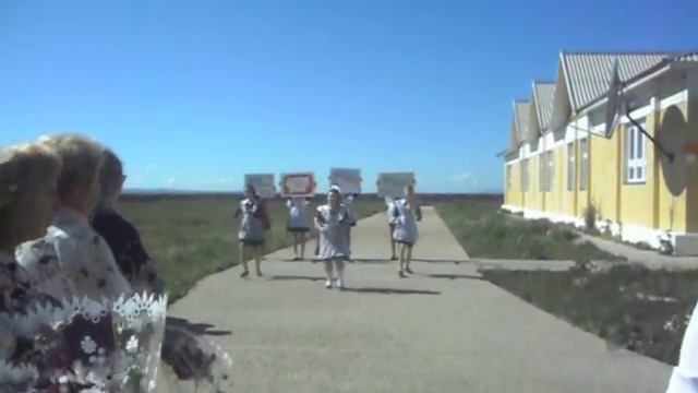 ДЕРЕВЕНСКИЕ ДЕТИ,СРЕДНЕ ОБРАЗОВАТЕЛЬНАЯ СЕЛЬСКАЯ ШКОЛА. смотреть онлайн