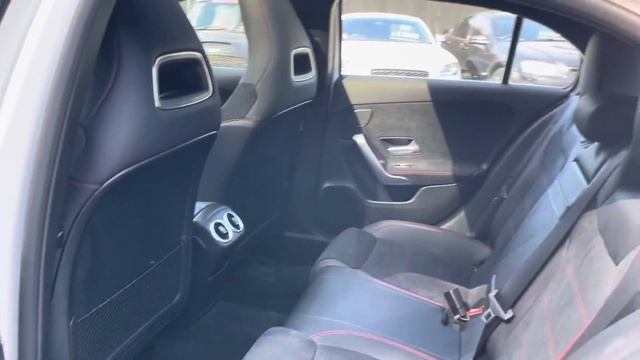 MERCEDES-BENZ A CLASS A 220 AMG LINE PREMIUM PLUS - SLIDING PAN SUNROOF - 18 INCH AMG ALLOYS смотреть онлайн