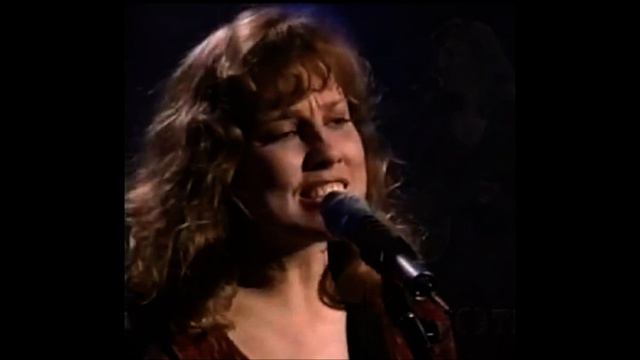 Iris DeMent - Keep me God смотреть онлайн