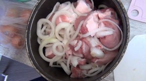 Сочный шашлык из свинины в уксусном маринаде с луком