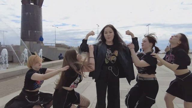 [KPOP IN PUBLIC | ONE TAKE] (여자)아이들((G)I-DLE) - 'TOMBOY' DANCE COVER BY libète смотреть онлайн