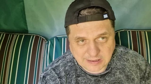 Инсектойды-разумные насекомые пожирающие жизнь удачу и здоровье людей. смотреть онлайн