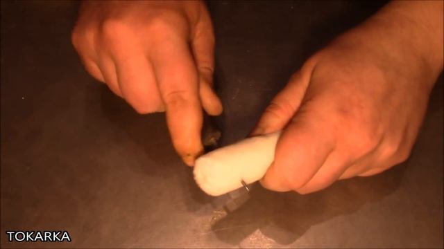 Как сделать валик для покраски с емкостью для краски смотреть онлайн