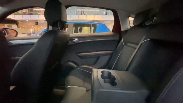 Renault Arkana Style красный смотреть онлайн