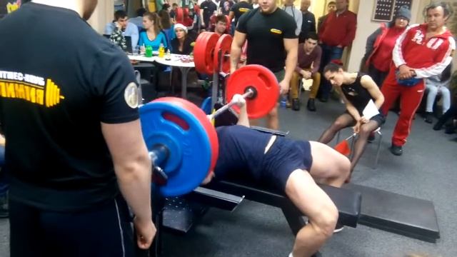 Жим штанги лёжа без экипировки (170кг) смотреть онлайн