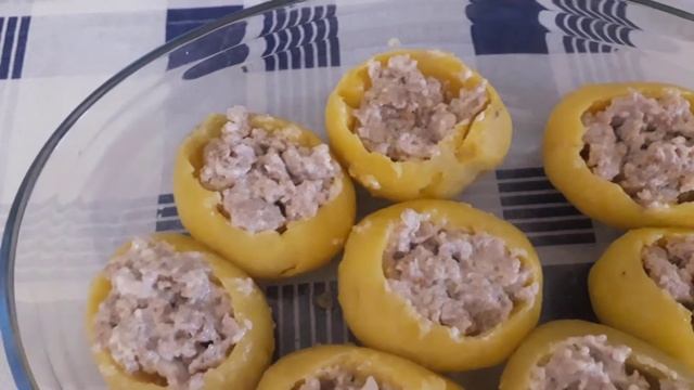 Картофельные лодочки с мясной начинкой и сыром смотреть онлайн