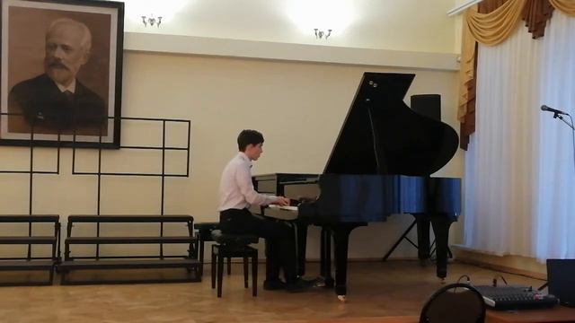 И.С.Бах "Прелюдия и фуга" до минор ХТК 1 том С.В.Рахманинов Прелюдия соль диез мино смотреть онлайн