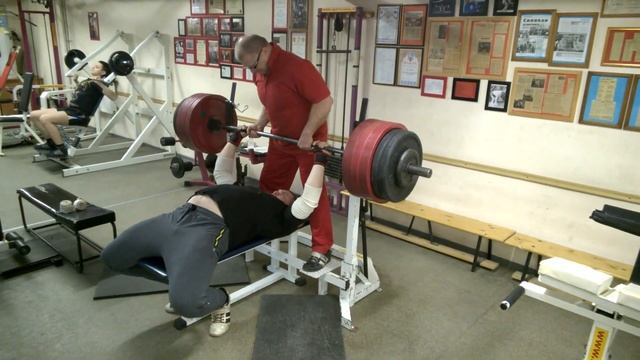 Жим лежа, негатив. Персональный тренинг смотреть онлайн