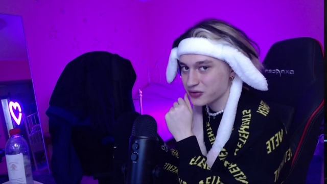 Никоглай Расстался со своей Девушкой /// Как же он ее любит… смотреть онлайн