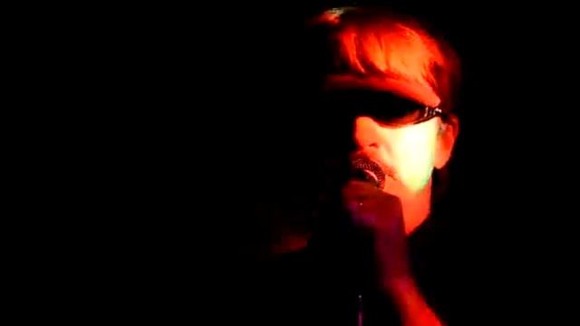 "Hello It's Me" by Todd Rundgren, covered by DJ Cucumber. 10/31/2013 смотреть онлайн