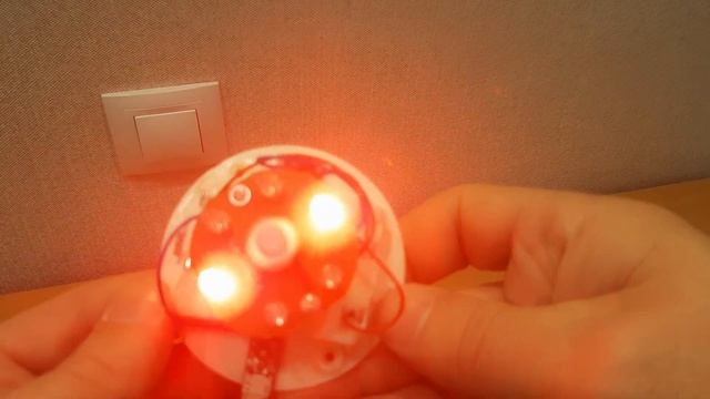 Лампа настольная светодиодная. Как образуется смерч, что внутри? смотреть онлайн