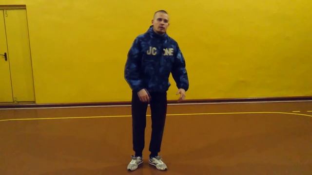 Брейк-данс: Обучалка по топроку обучение топрок Перебежка 1 уровень TOPROCK