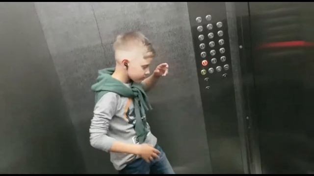 Кирилл .Мне 8 лет Shuffle Dance смотреть онлайн
