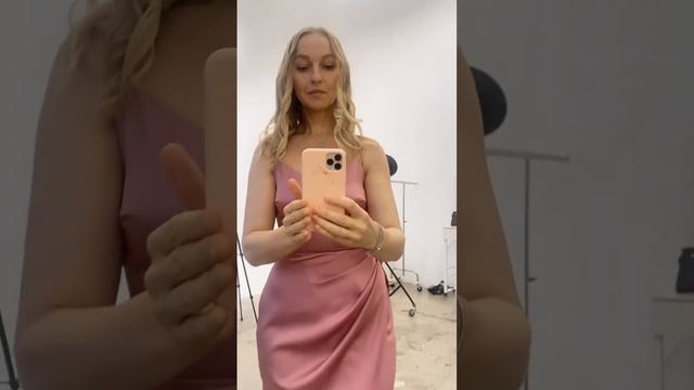 Меняй серые будни) на яркие дни))#массаж #тренер #модель смотреть онлайн