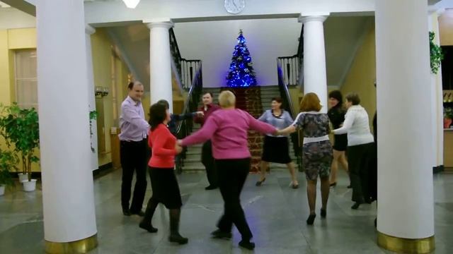 Капустник "Хоровод под ёлочкой" смотреть онлайн