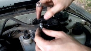 Воняет бензином в салоне авто ВАЗ 2115 (Часть 1)_ проверка клапана адсорбера