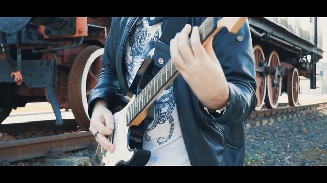Playing FAMOUS Riffs Where They BELONG смотреть онлайн
